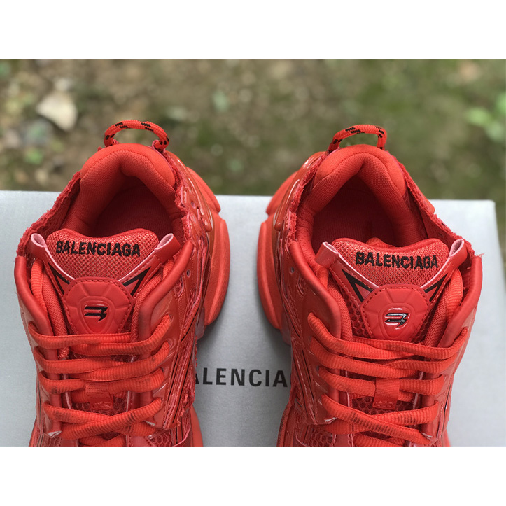 Balenciaga Runner Sneaker in Rot - EUR FASHION