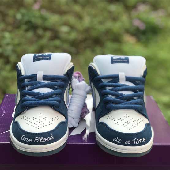 Born x Raised x Nike SB Dunk Low Sneaker FN7819-400 - EUR FASHION
