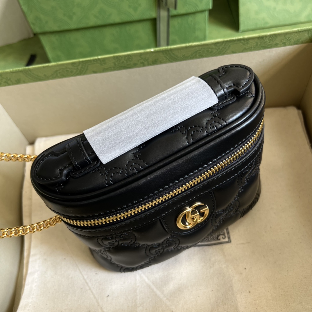 Gucci GG Matelassé Minitasche mit Tragegriff oben (16–10,5–5 cm) - EUR FASHION