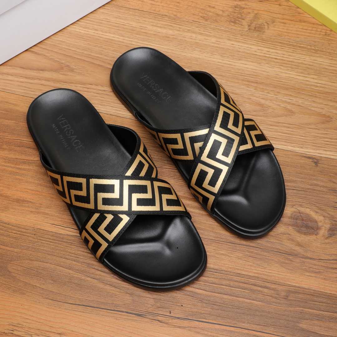 Offene Pantoletten mit Versace-Logoprint - EUR FASHION