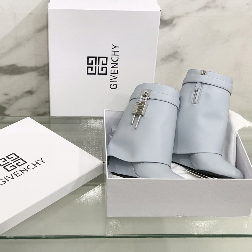 Givenchy Shark Lock Stiefeletten aus Leder - EUR FASHION