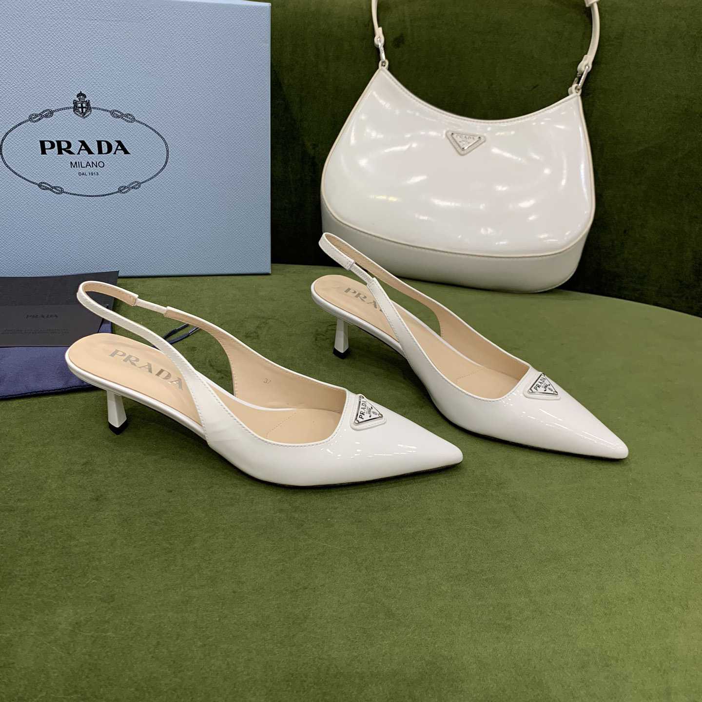 Prada Slingback-Pumps aus Lackleder - EUR FASHION