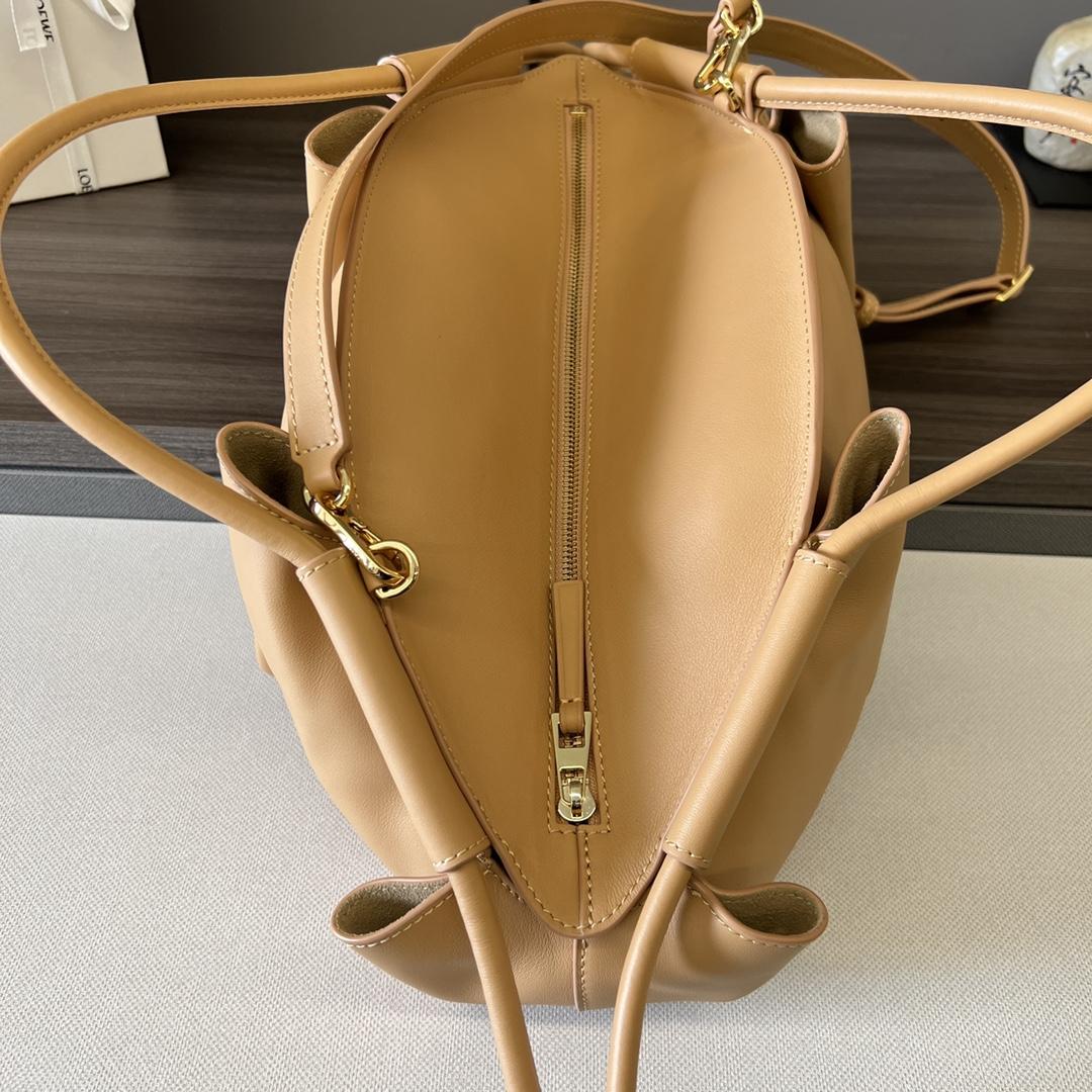 Loewe Paseo Tasche aus glänzendem Nappa-Kalbsleder - EUR FASHION