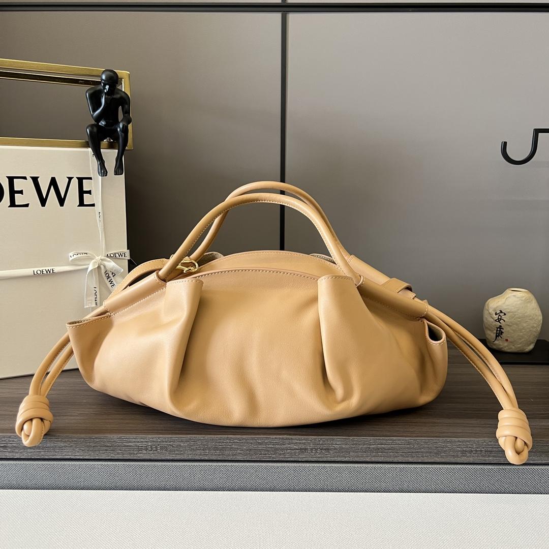 Loewe Paseo Tasche aus glänzendem Nappa-Kalbsleder - EUR FASHION