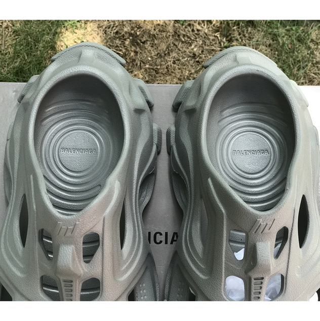 Balenciaga HD Mules in Grau - EUR FASHION
