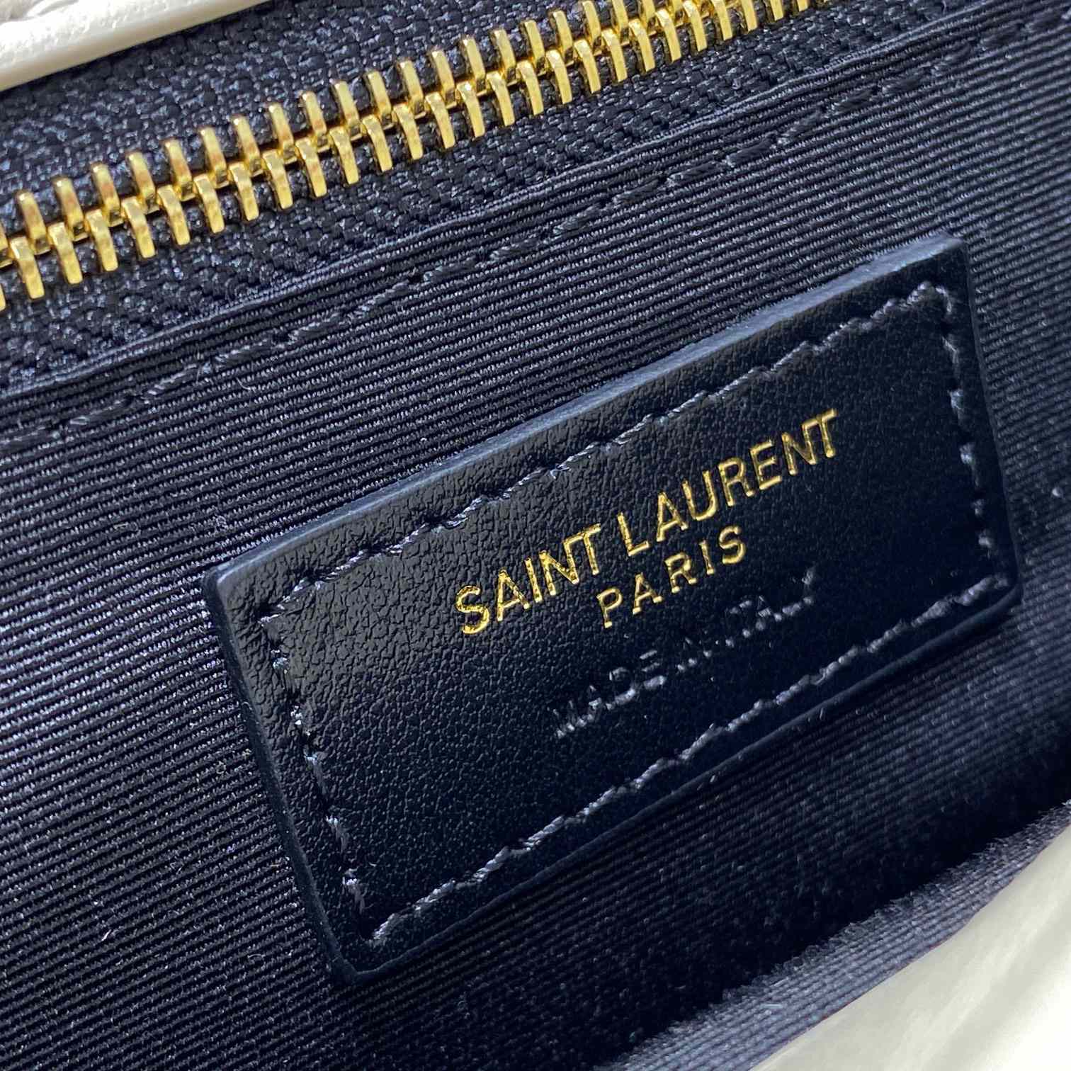 Saint Laurent Calypso aus Lammleder - EUR FASHION