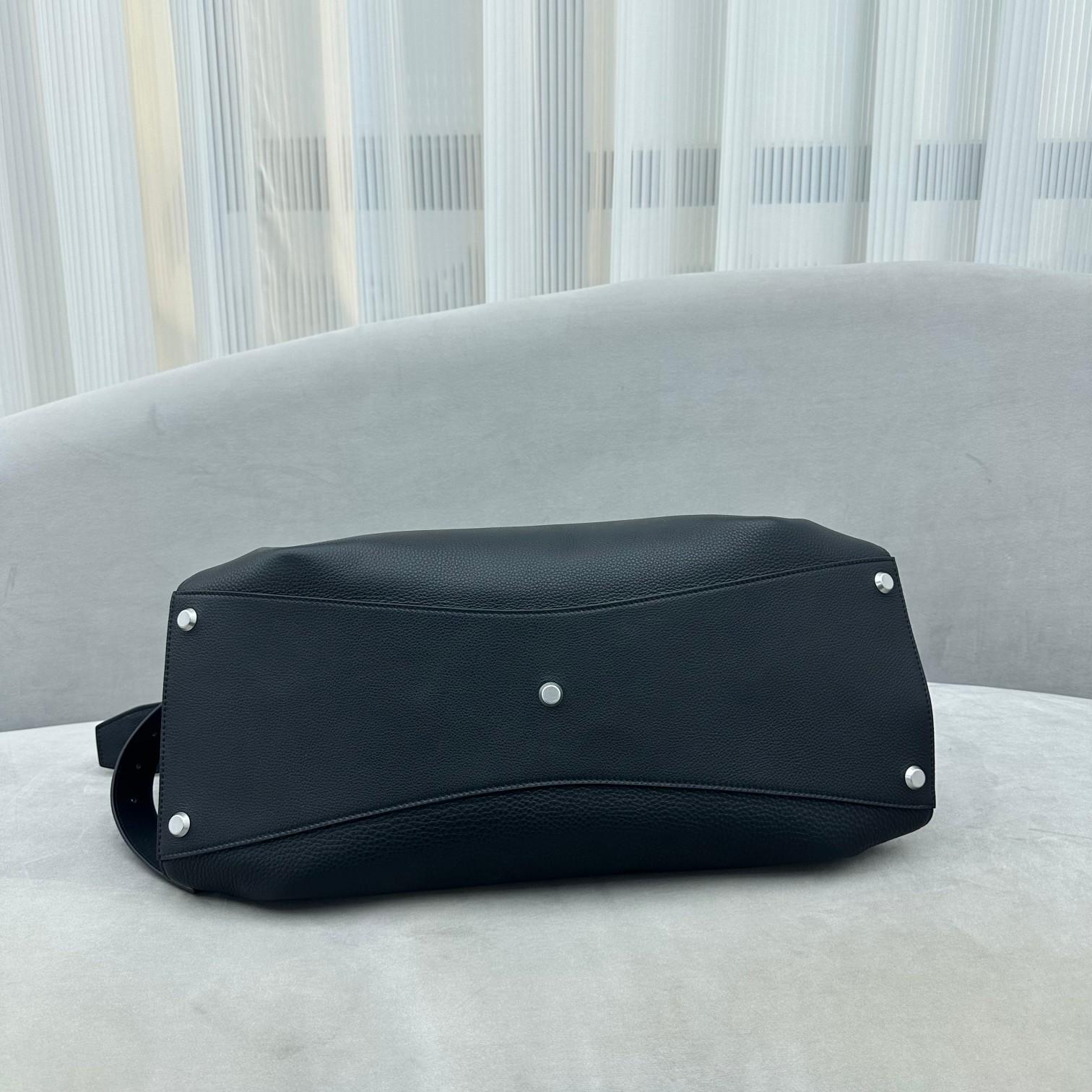 Balenciaga Große Taillen-Tragetasche (30 x 14 x 12 cm) - EUR FASHION