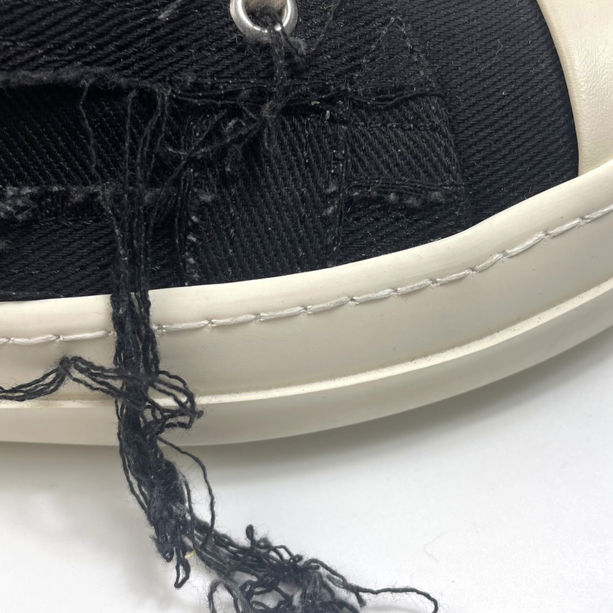 Rick Owens Drkshdw Low-Top-Sneaker mit Distressed-Effekt - EUR FASHION