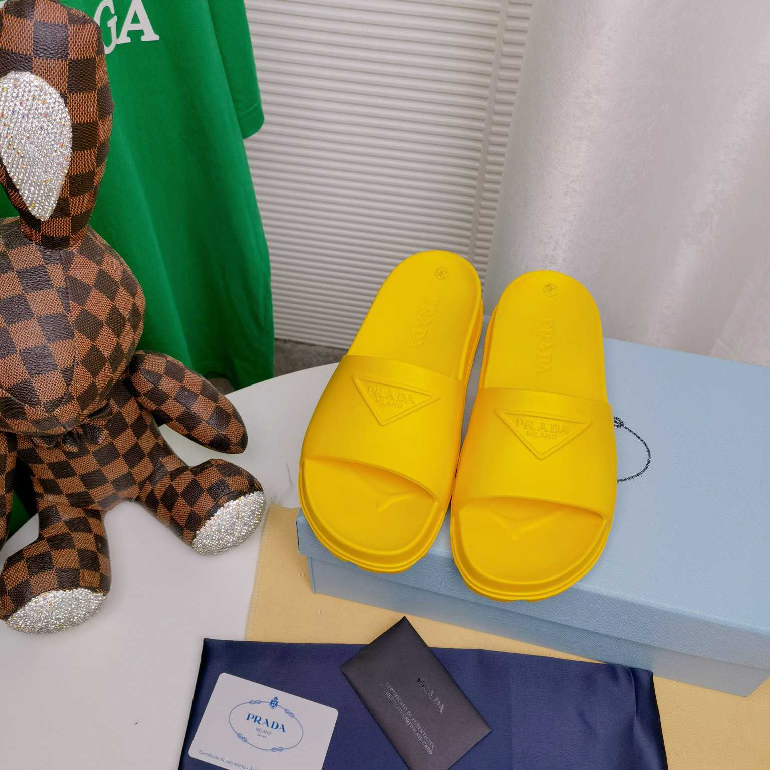 Prada-Gummi-Slides - EUR FASHION