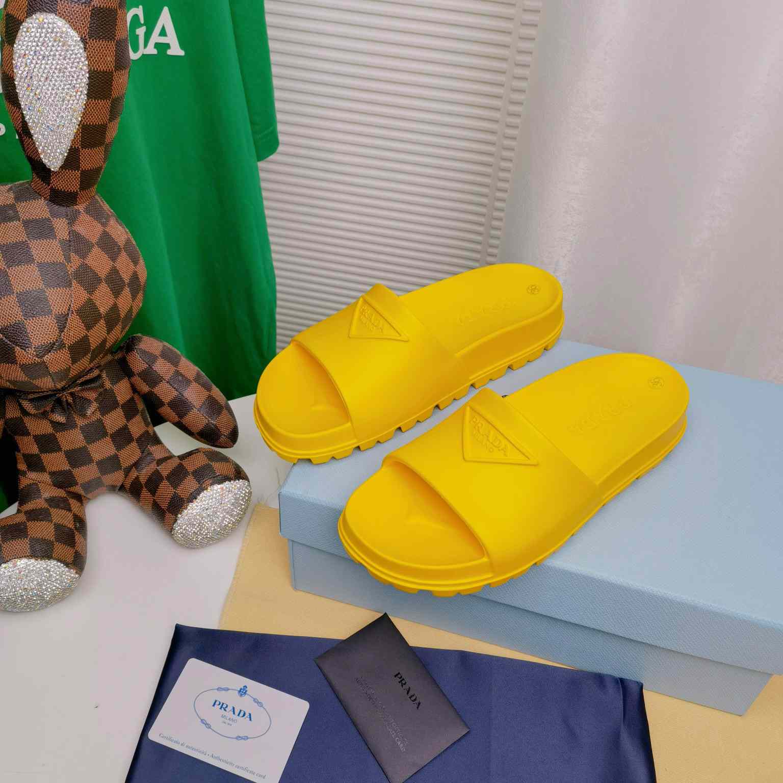 Prada-Gummi-Slides - EUR FASHION
