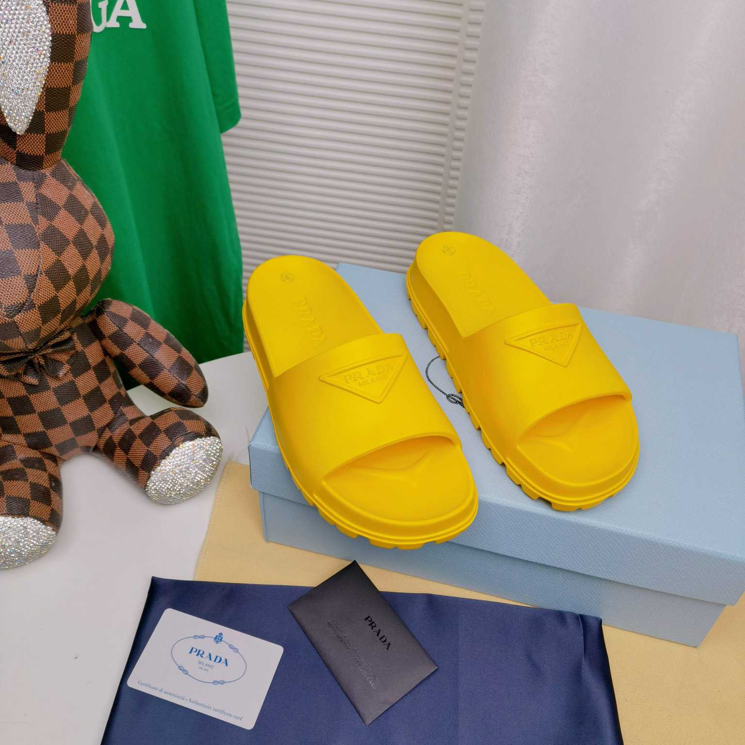 Prada-Gummi-Slides - EUR FASHION