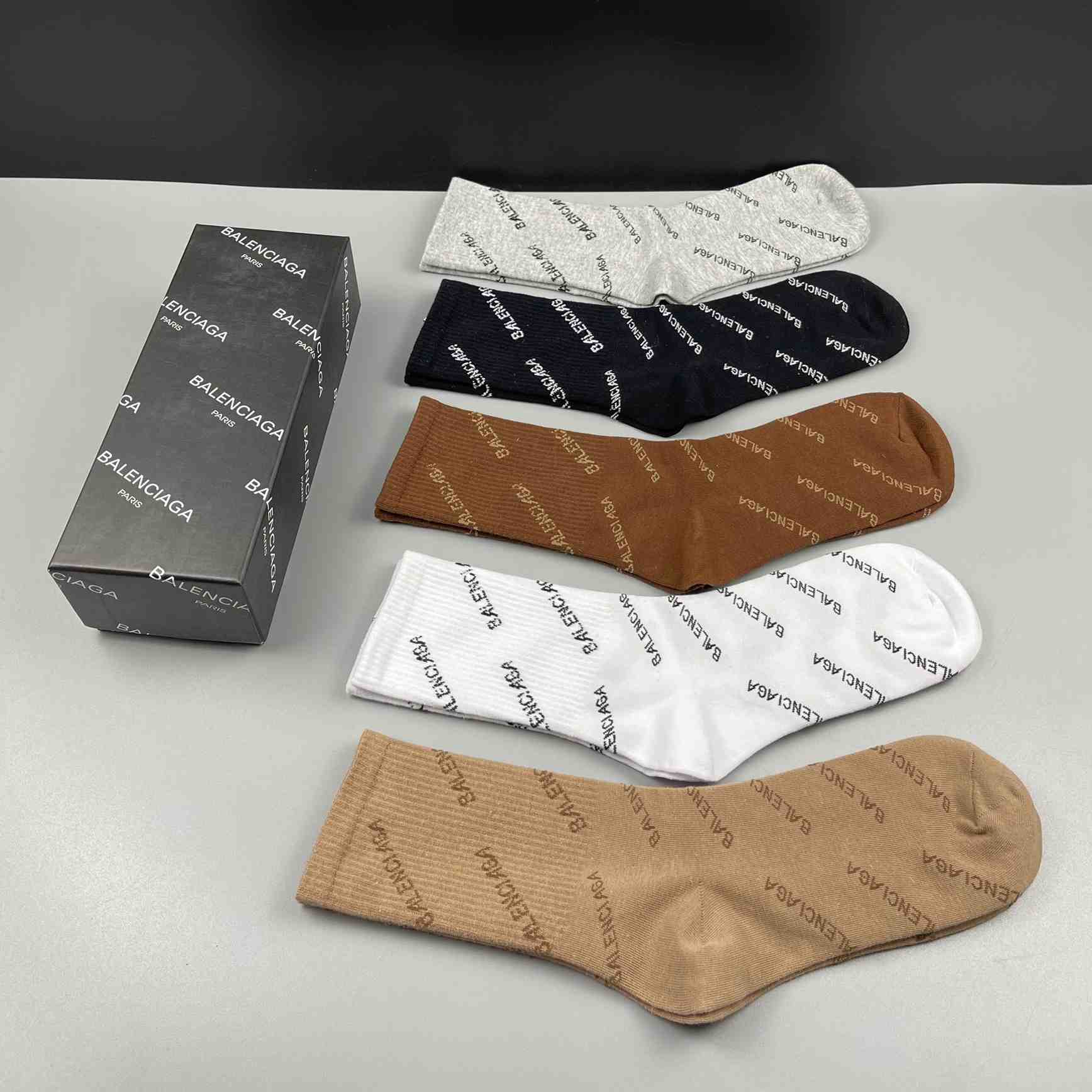 Balenciaga Socken/Box - EUR FASHION