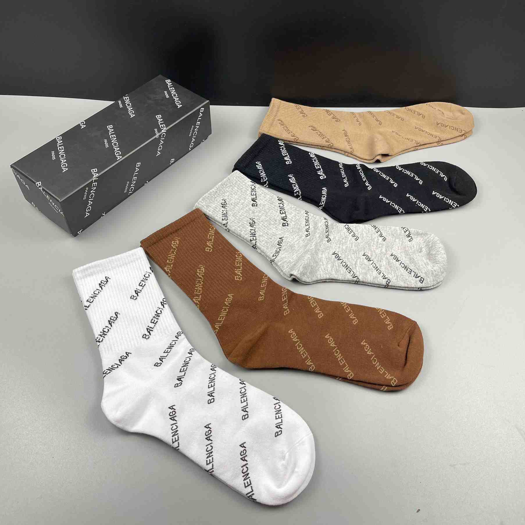 Balenciaga Socken/Box - EUR FASHION