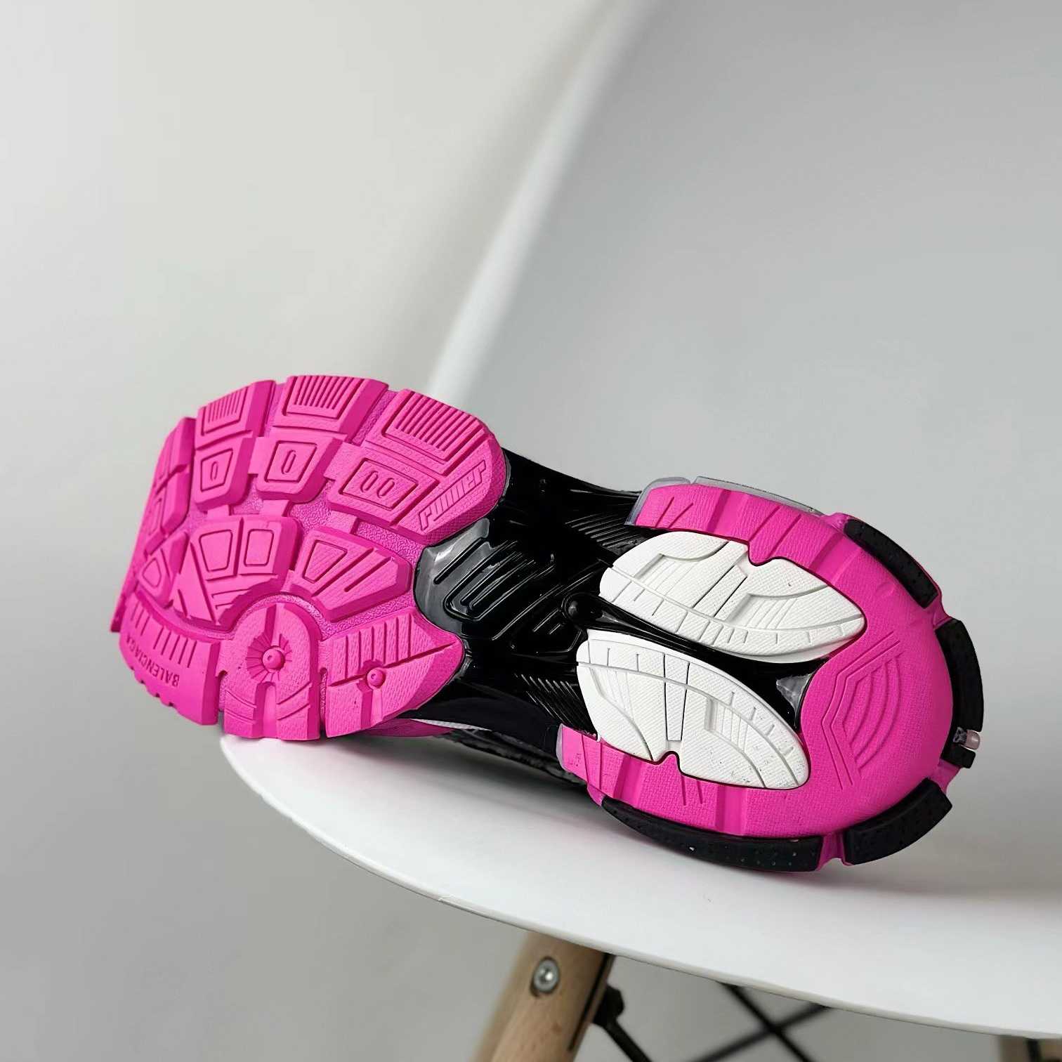 Balenciaga Runner Sneaker in Silber - EUR FASHION