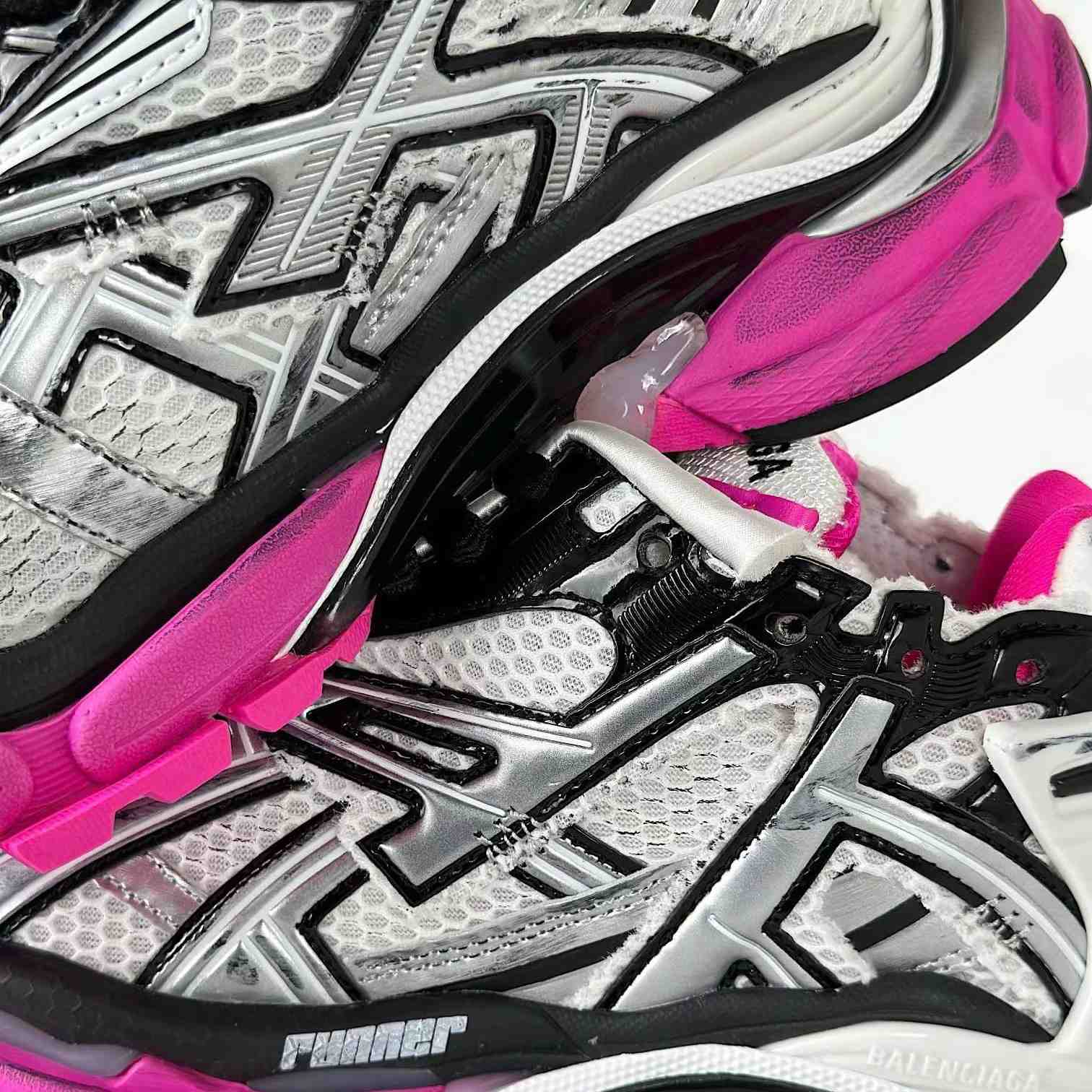 Balenciaga Runner Sneaker in Silber - EUR FASHION
