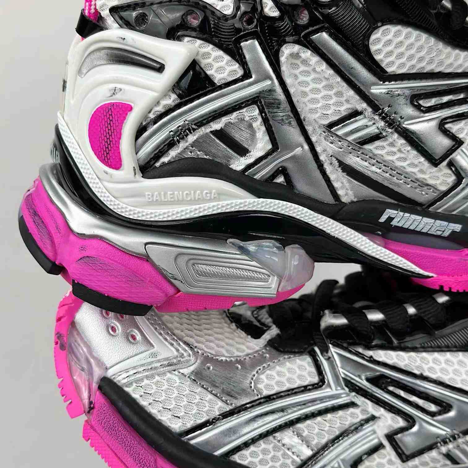 Balenciaga Runner Sneaker in Silber - EUR FASHION