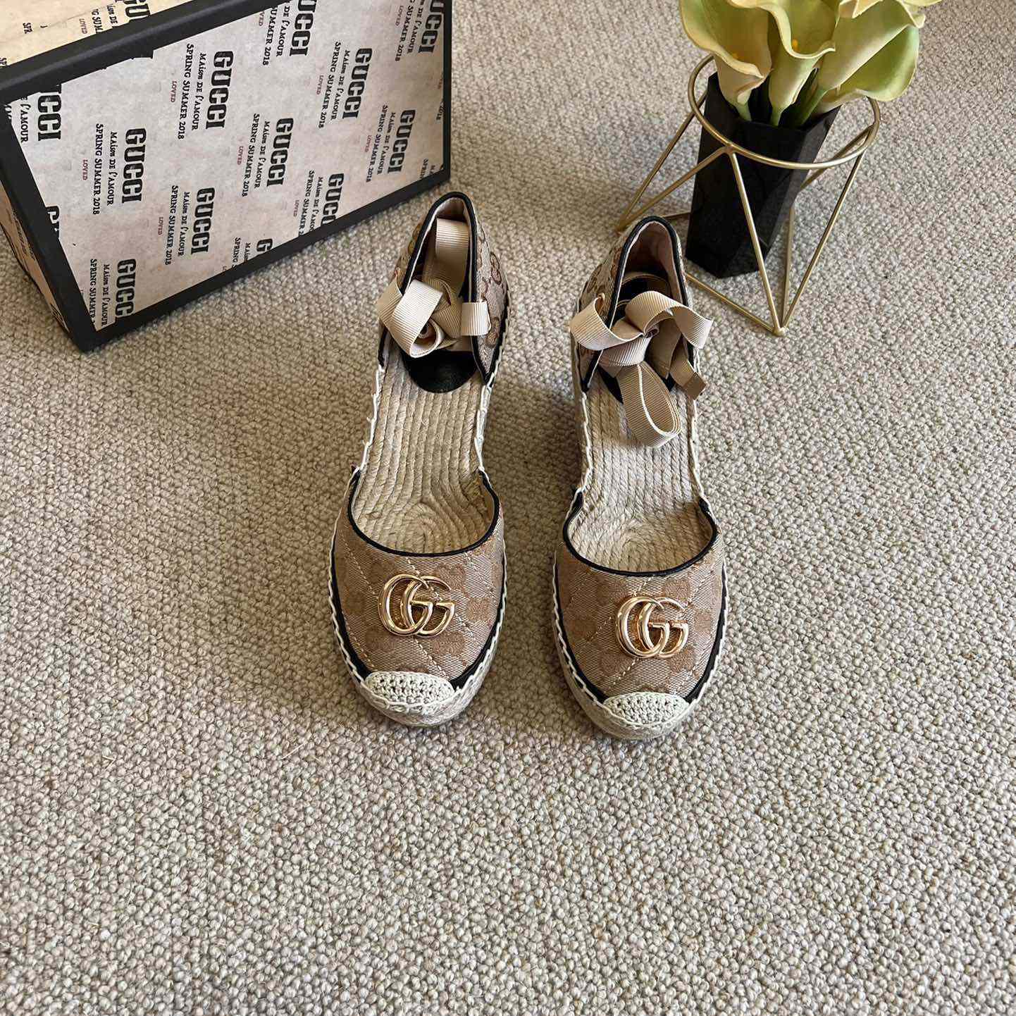 Gucci Damen GG Matelassé Plateau-Espadrille - EUR FASHION