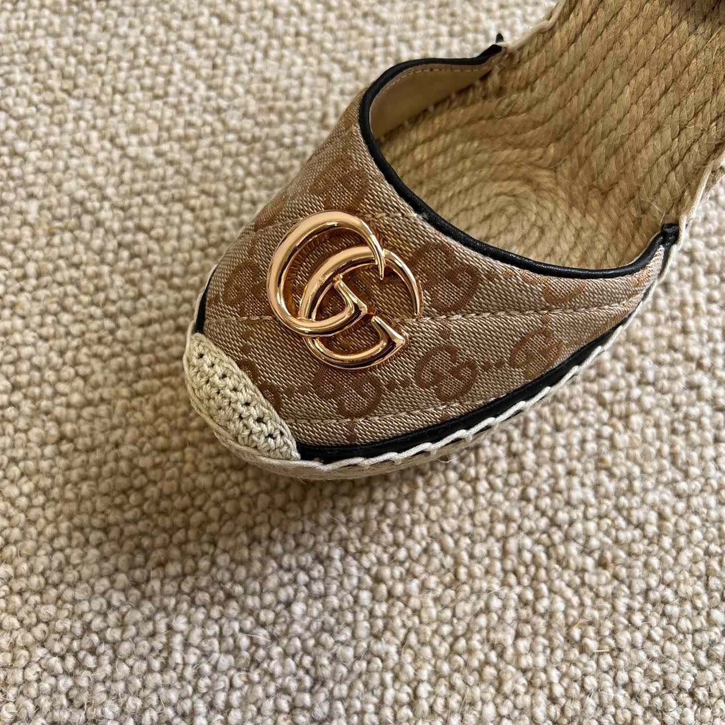 Gucci Damen GG Matelassé Plateau-Espadrille - EUR FASHION