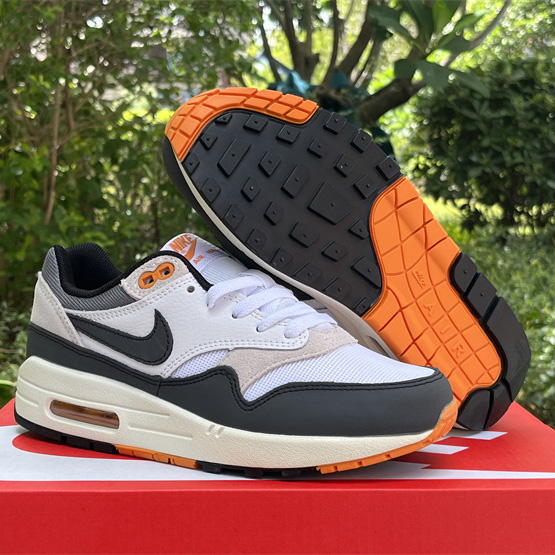 Nike Air Max 1 „Athletic Department“ Turnschuhe FN7487-133 - EUR FASHION