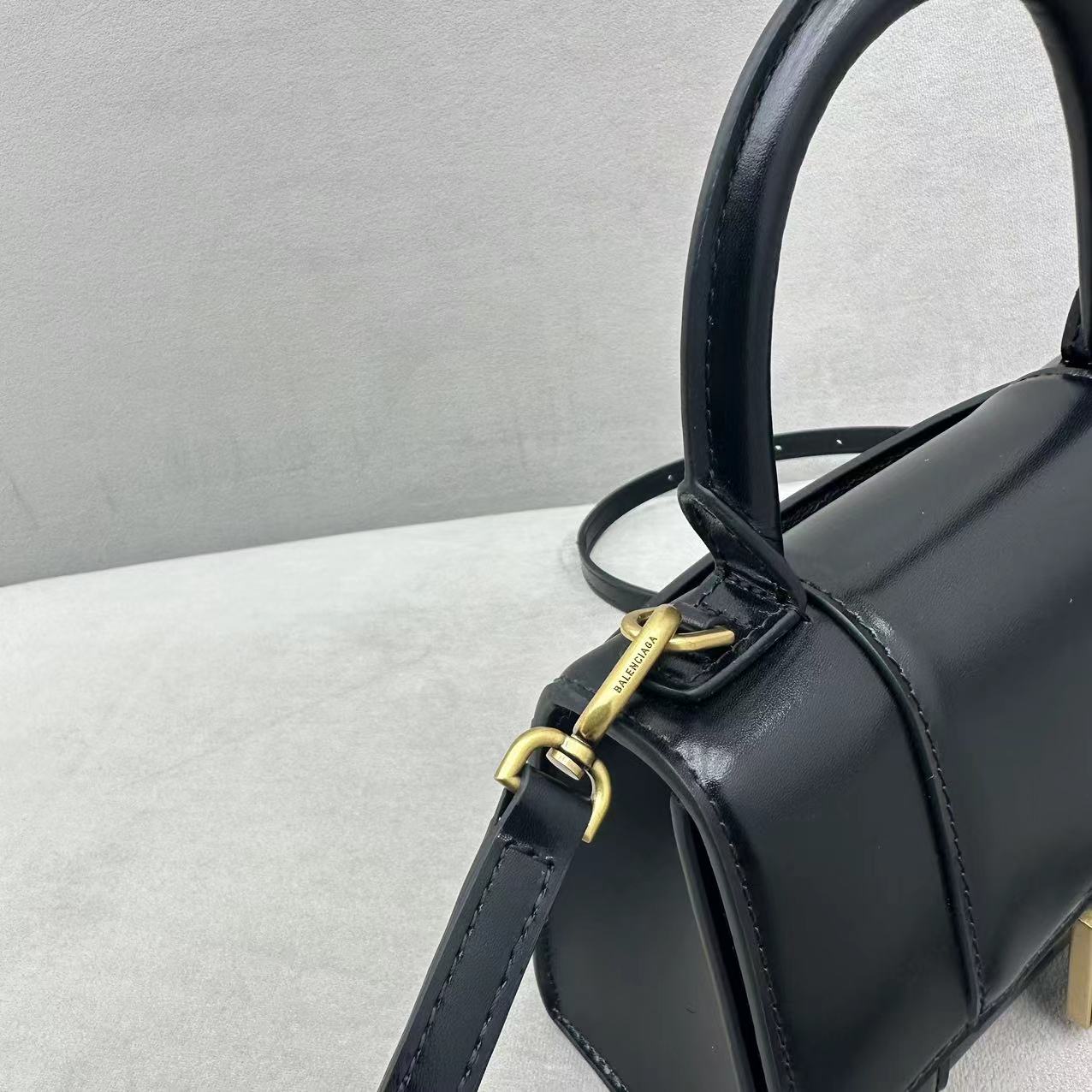 Balenciaga Hourglass Kleine Handtasche in Schwarz (19x8x21cm) - EUR FASHION