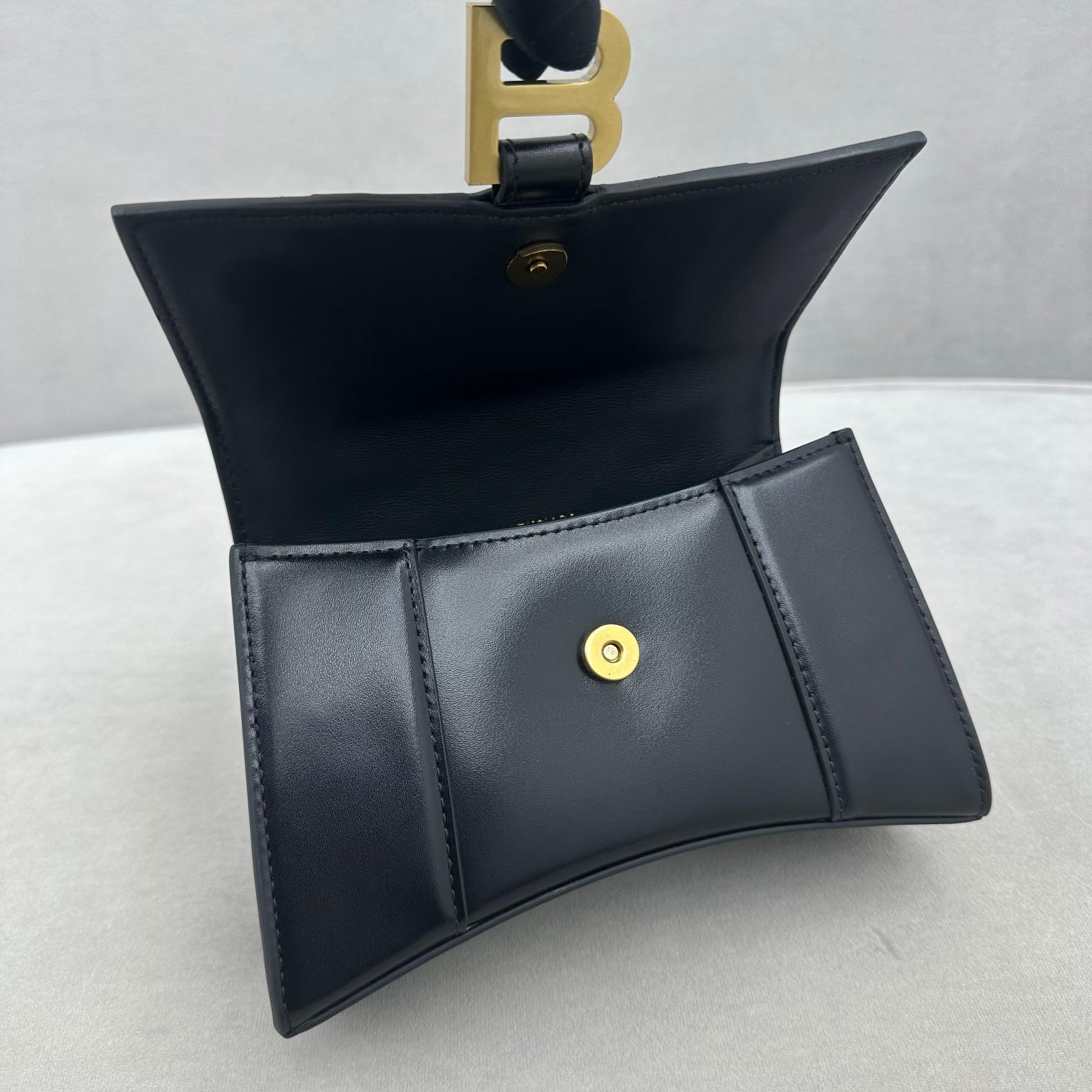 Balenciaga Hourglass Kleine Handtasche in Schwarz (19x8x21cm) - EUR FASHION