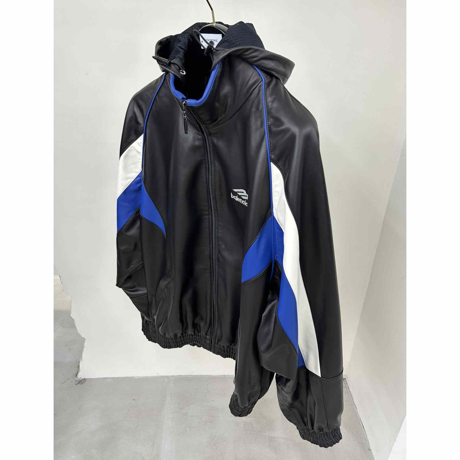 Balenciaga 3B Sports Icon Trainingsjacke in Schwarz - EUR FASHION