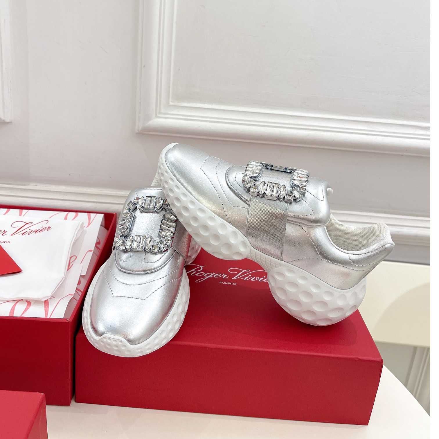 Roger Vivier Viv' Run Light Sneakers mit Strass-Schnalle aus Stoff - EUR FASHION