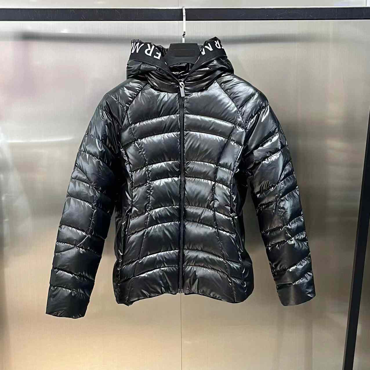 Moncler Narlay kurze Daunenjacke - EUR FASHION