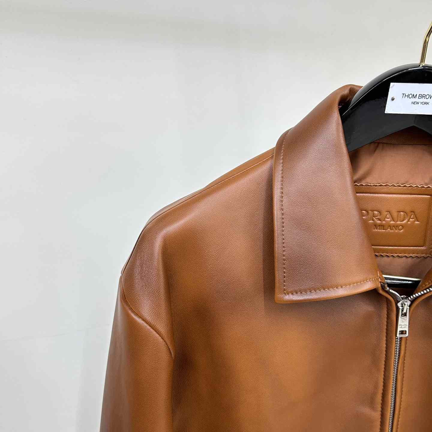Prada – Übergroße Bomberjacke aus Nappaleder - EUR FASHION