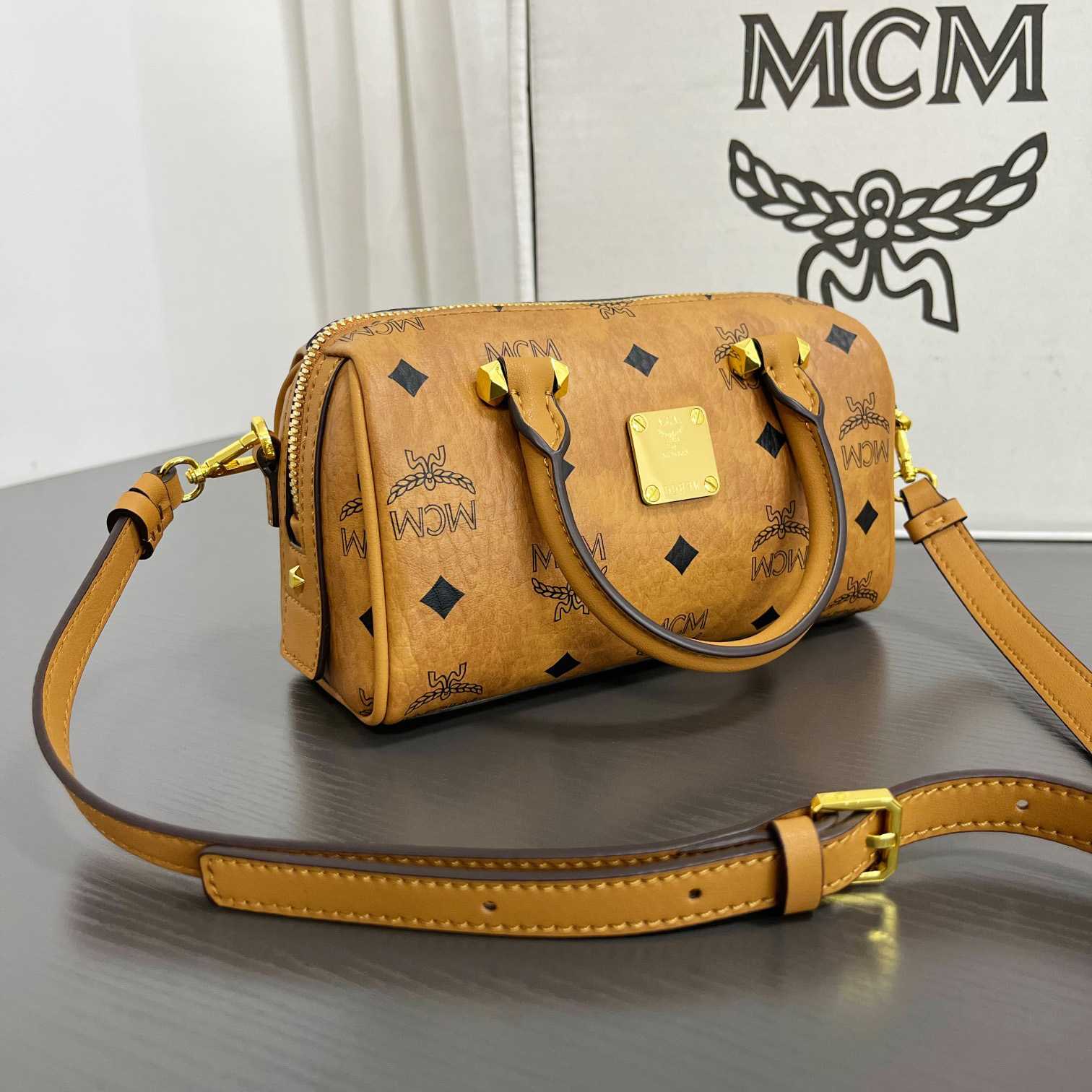 MCM „Boston“ Minitasche (18*8*9,5cm) - EUR FASHION