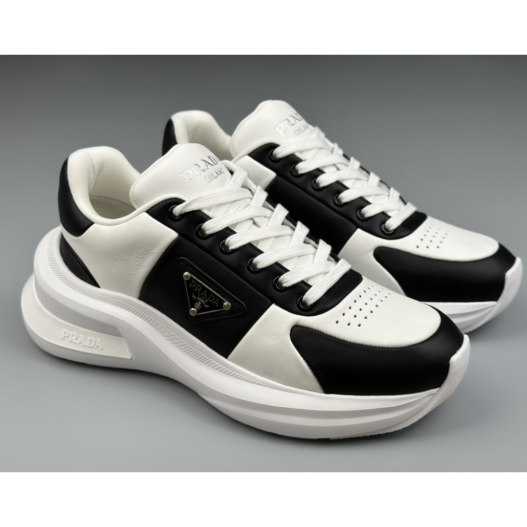 Prada-Ledersneaker (nach britischer Größe) - EUR FASHION