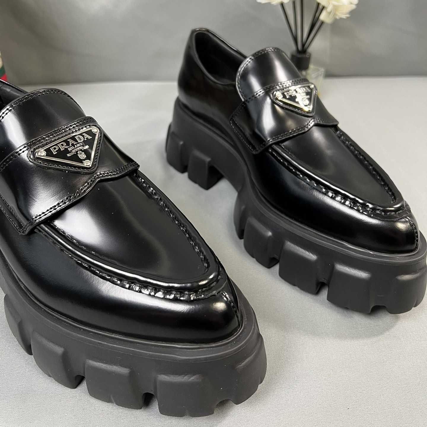 Prada Monolith 55 mm spitzer Loafer - EUR FASHION