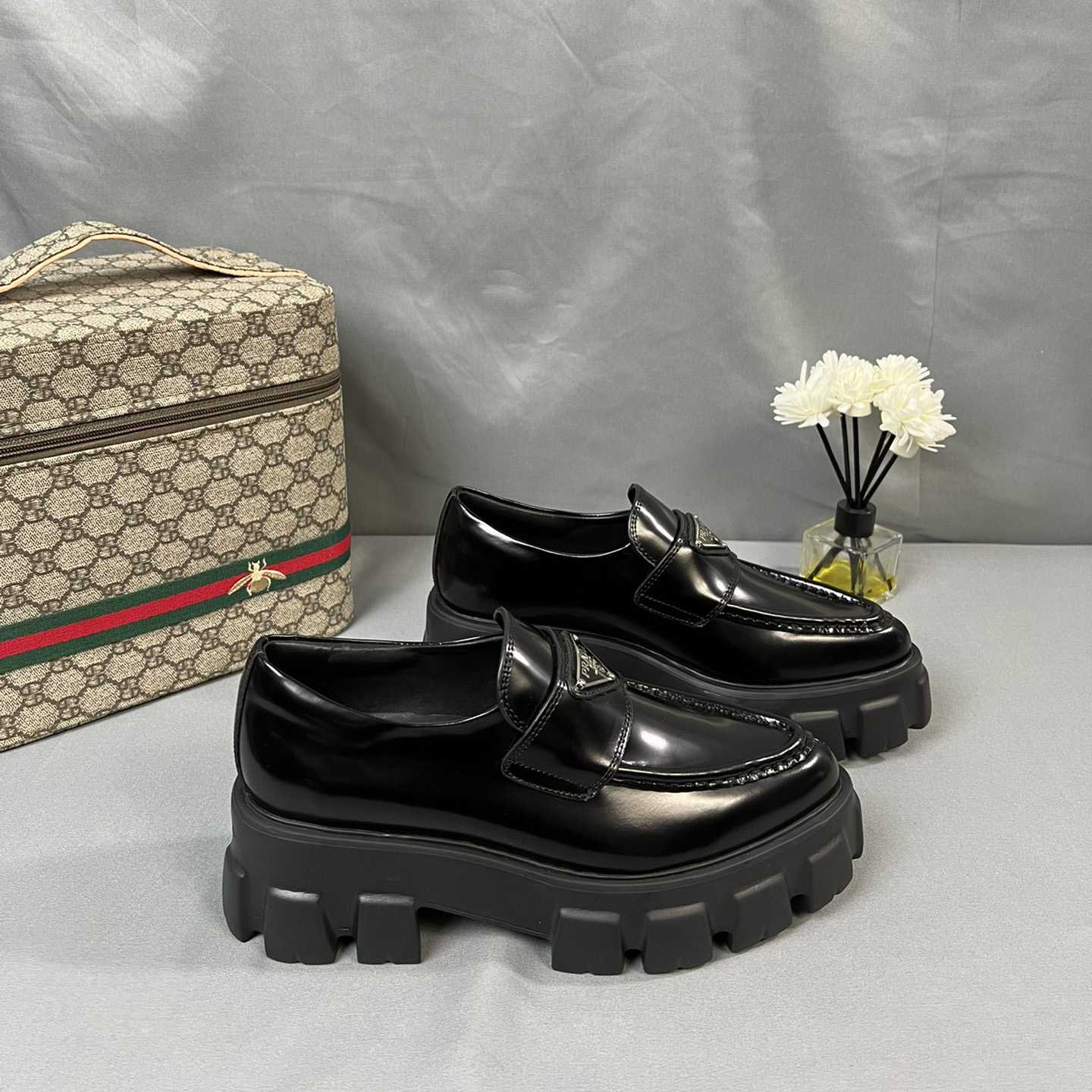 Prada Monolith 55 mm spitzer Loafer - EUR FASHION