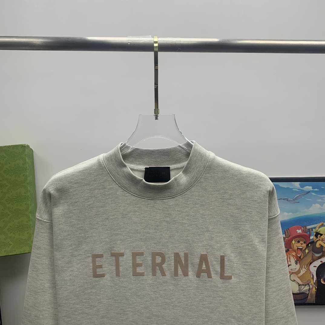 Fear of God Essentials Eternal Baumwoll-Sweatshirt mit Logo-Print - EUR FASHION