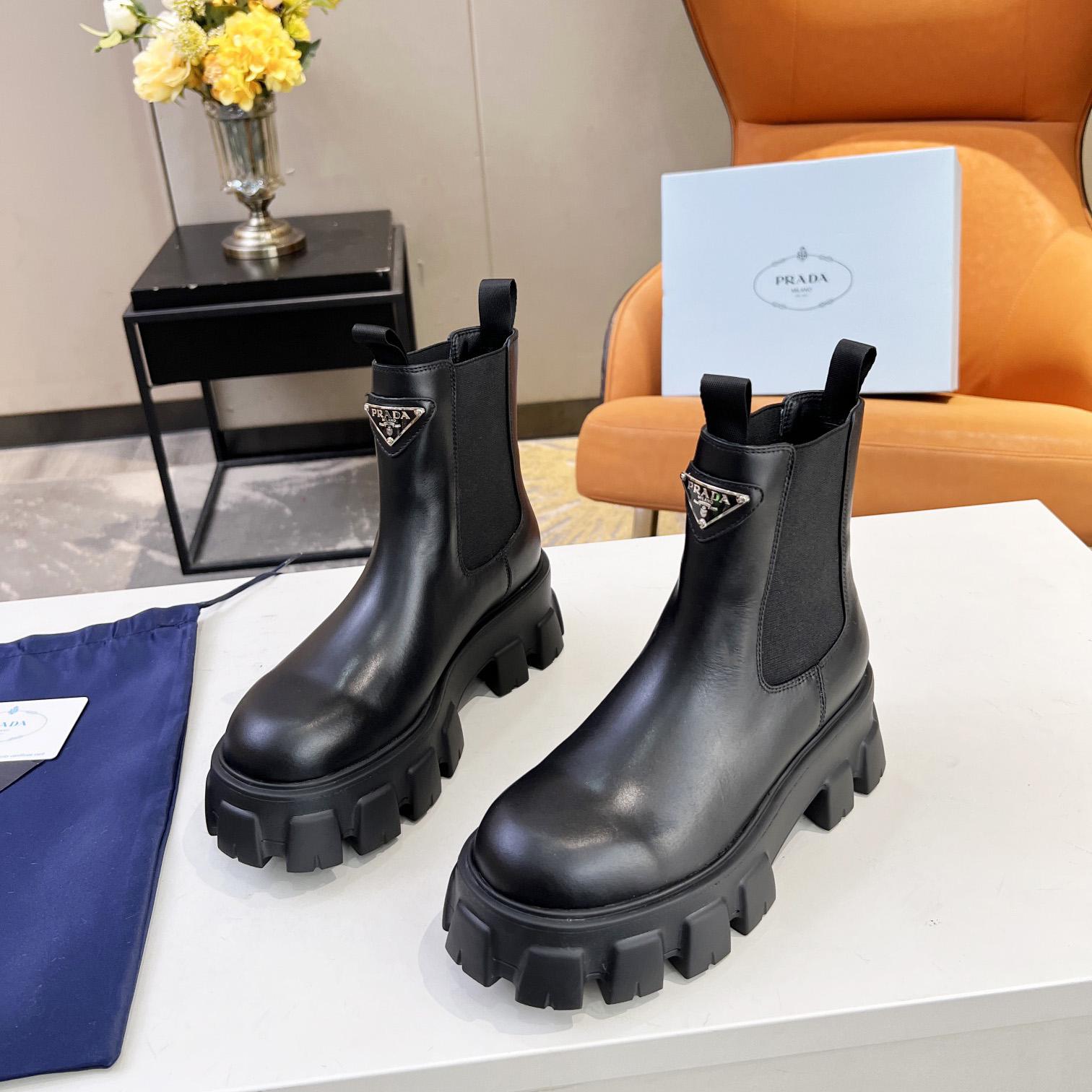 Prada Monolith Stiefeletten aus gebürstetem Leder - EUR FASHION