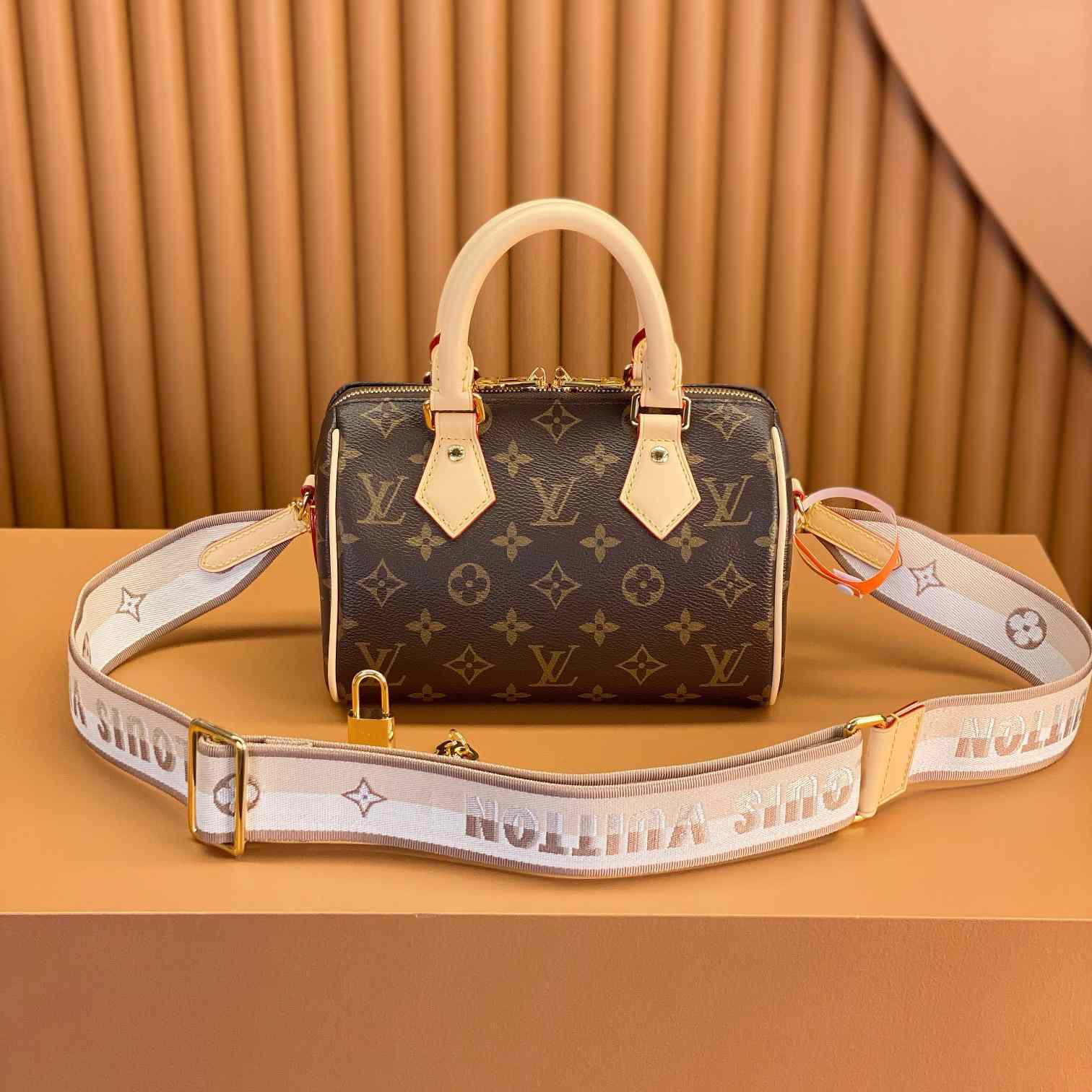 Louis Vuitton Speedy Bandoulière 20 (20,5 x 13,5 x 12 cm) M46222 - EUR FASHION