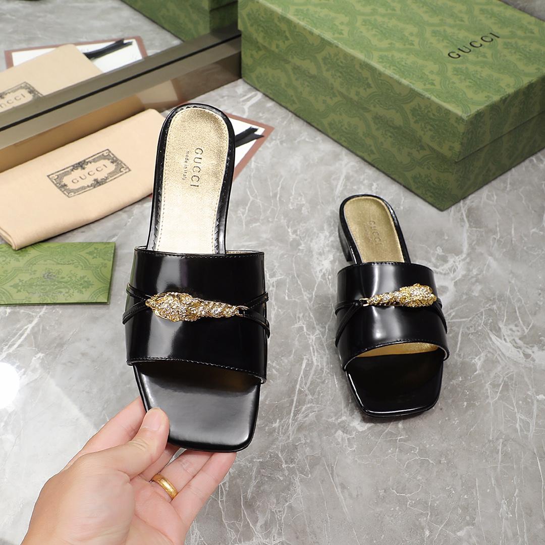 Gucci Damen-Slide-Sandale mit Hardware - EUR FASHION
