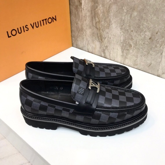 Louis Vuitton Major Loafer - EUR FASHION