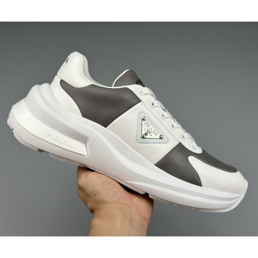 Prada-Ledersneaker (nach britischer Größe) - EUR FASHION
