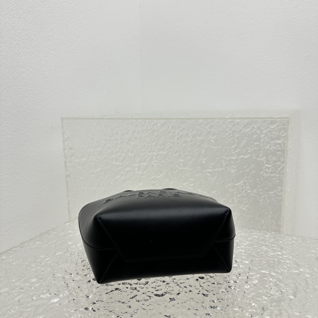 Schwarze Mary-Kate-Tasche von Balenciaga - EUR FASHION