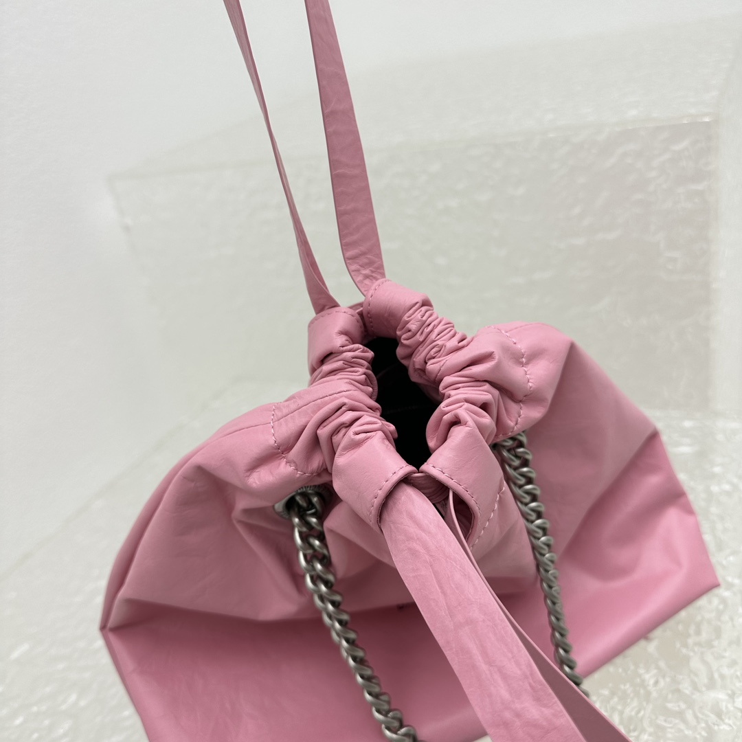 Balenciaga – Kleine „Crush“-Tragetasche in Rosa (27 x 10 x 32 cm) - EUR FASHION