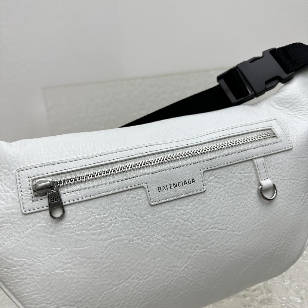 Balenciaga Superbusy Beltpack in Weiß - EUR FASHION