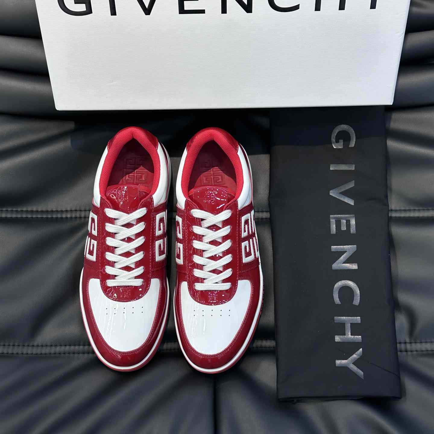 Givenchy G4 Sneakers aus Lackleder - EUR FASHION