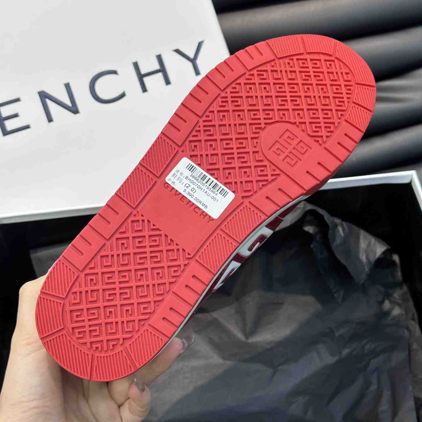 Givenchy G4 Sneakers aus Lackleder - EUR FASHION