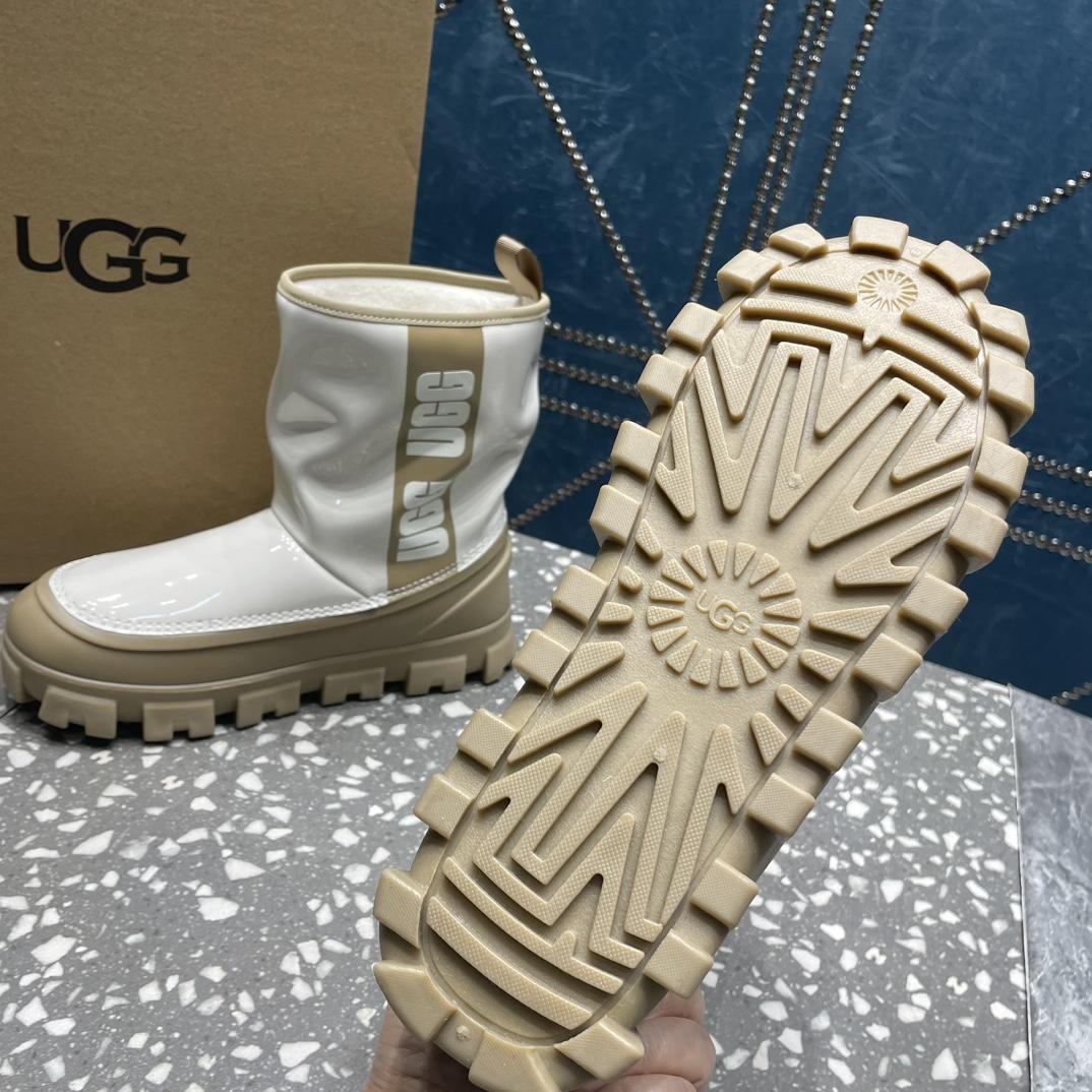 Ugg Classic Brellah Stiefel mit Logo-Print - EUR FASHION
