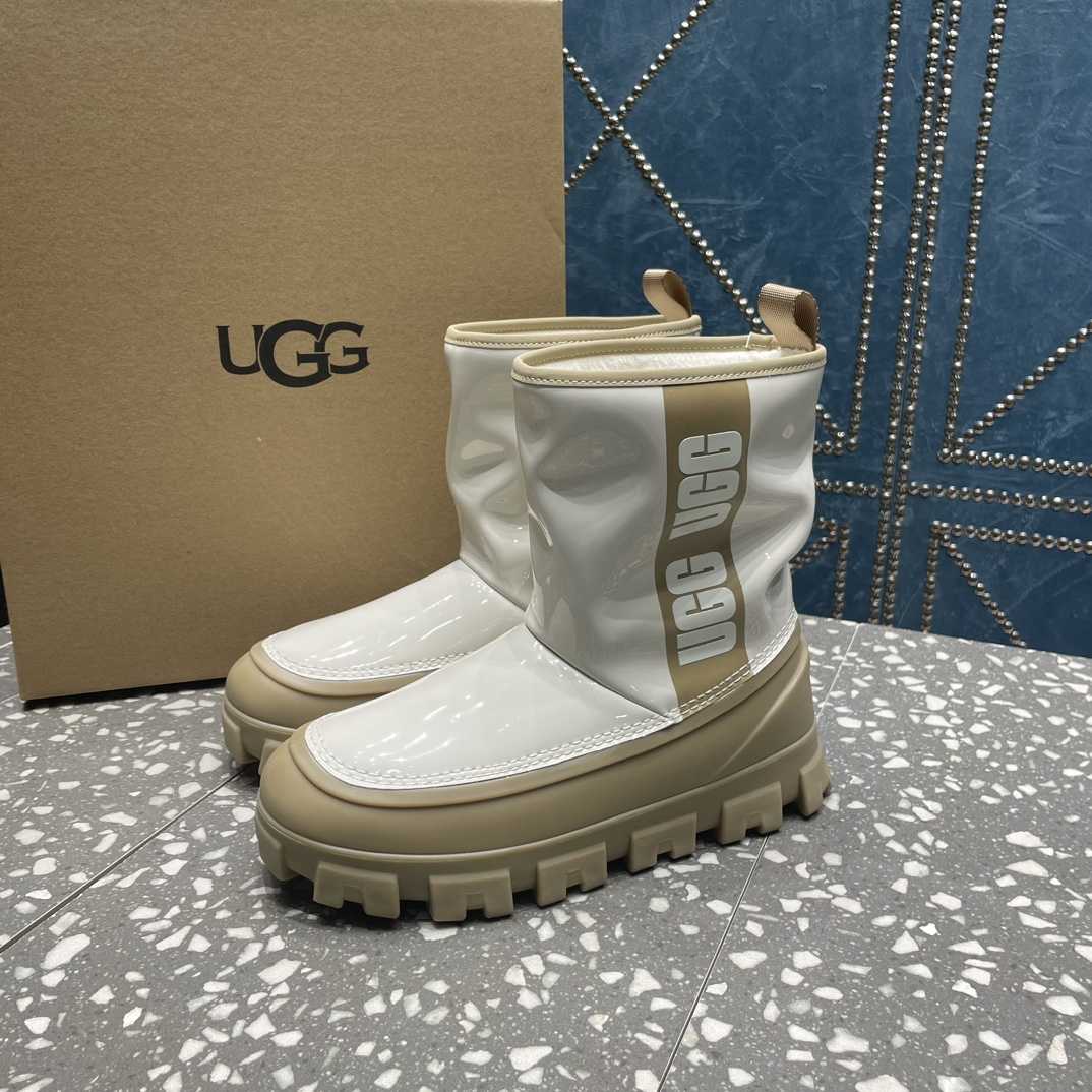 Ugg Classic Brellah Stiefel mit Logo-Print - EUR FASHION