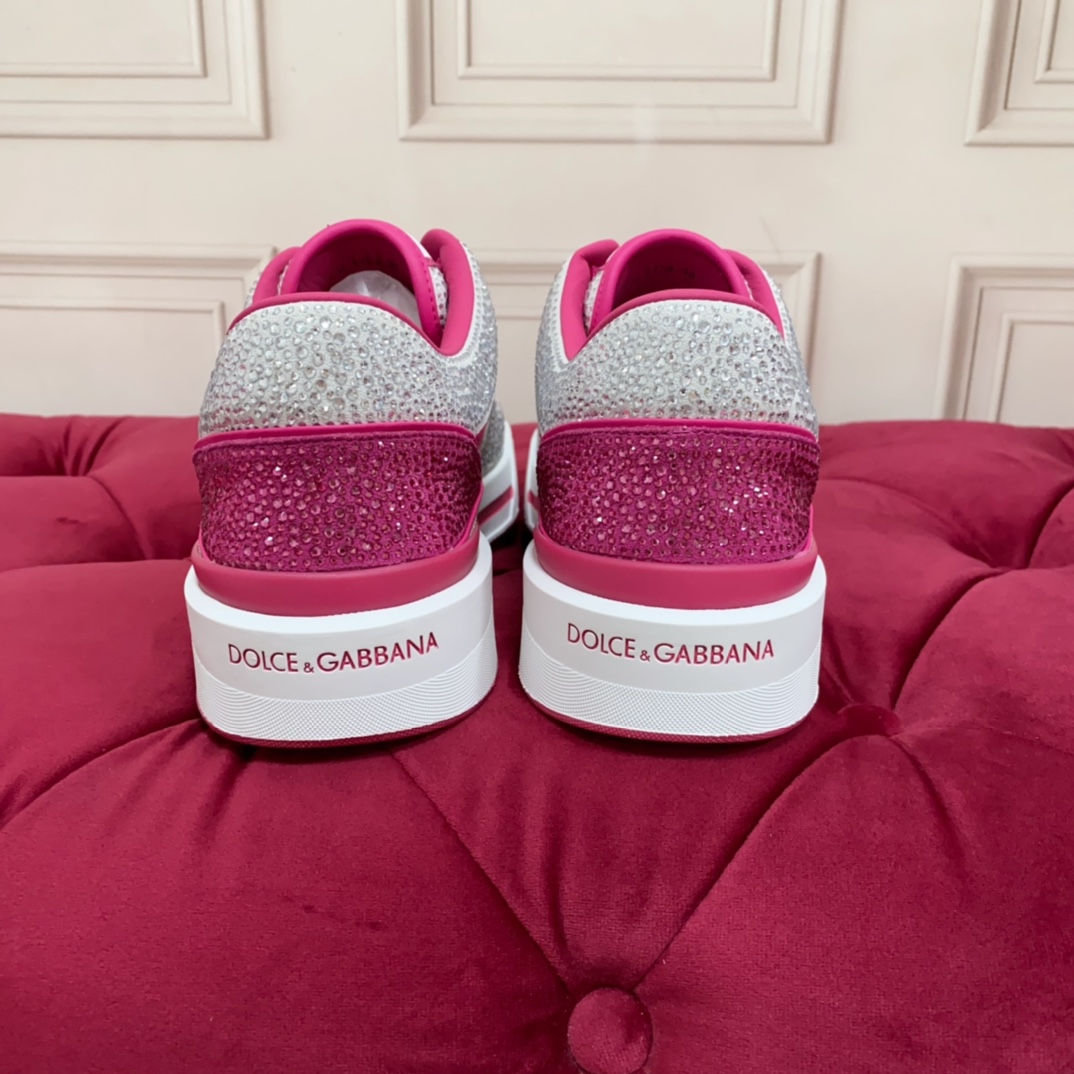Dolce & Gabbana Damen-Sneakers aus rosafarbenem, mit Kristallen verziertem Leder - EUR FASHION