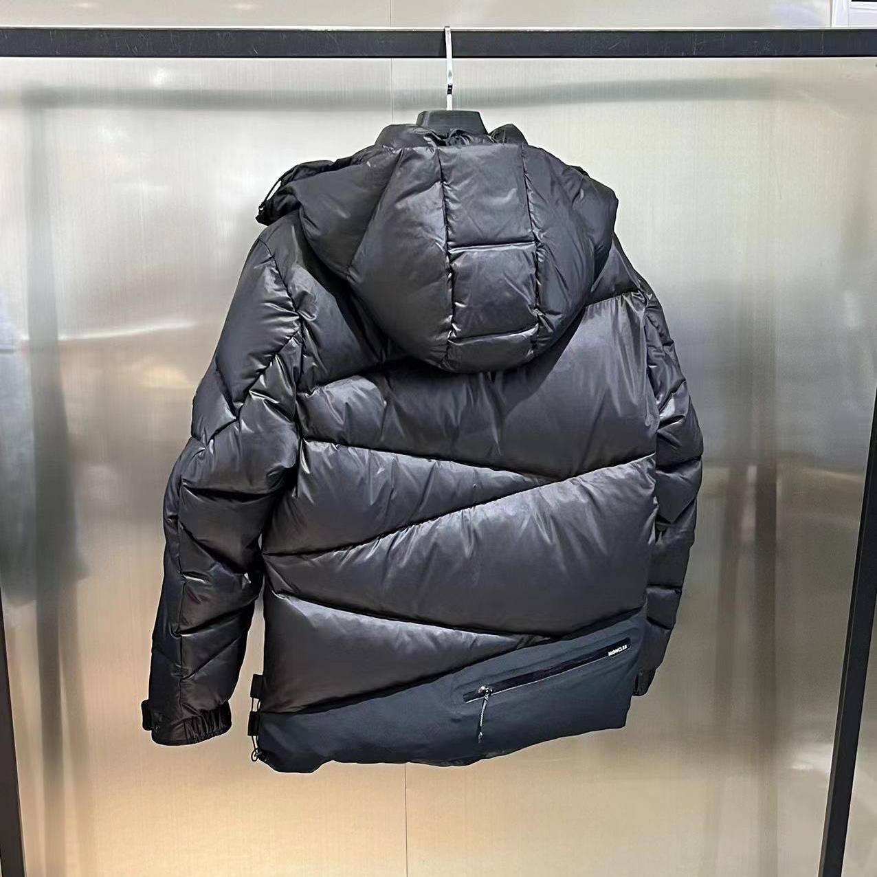 Moncler Yonne kurze Daunenjacke - EUR FASHION