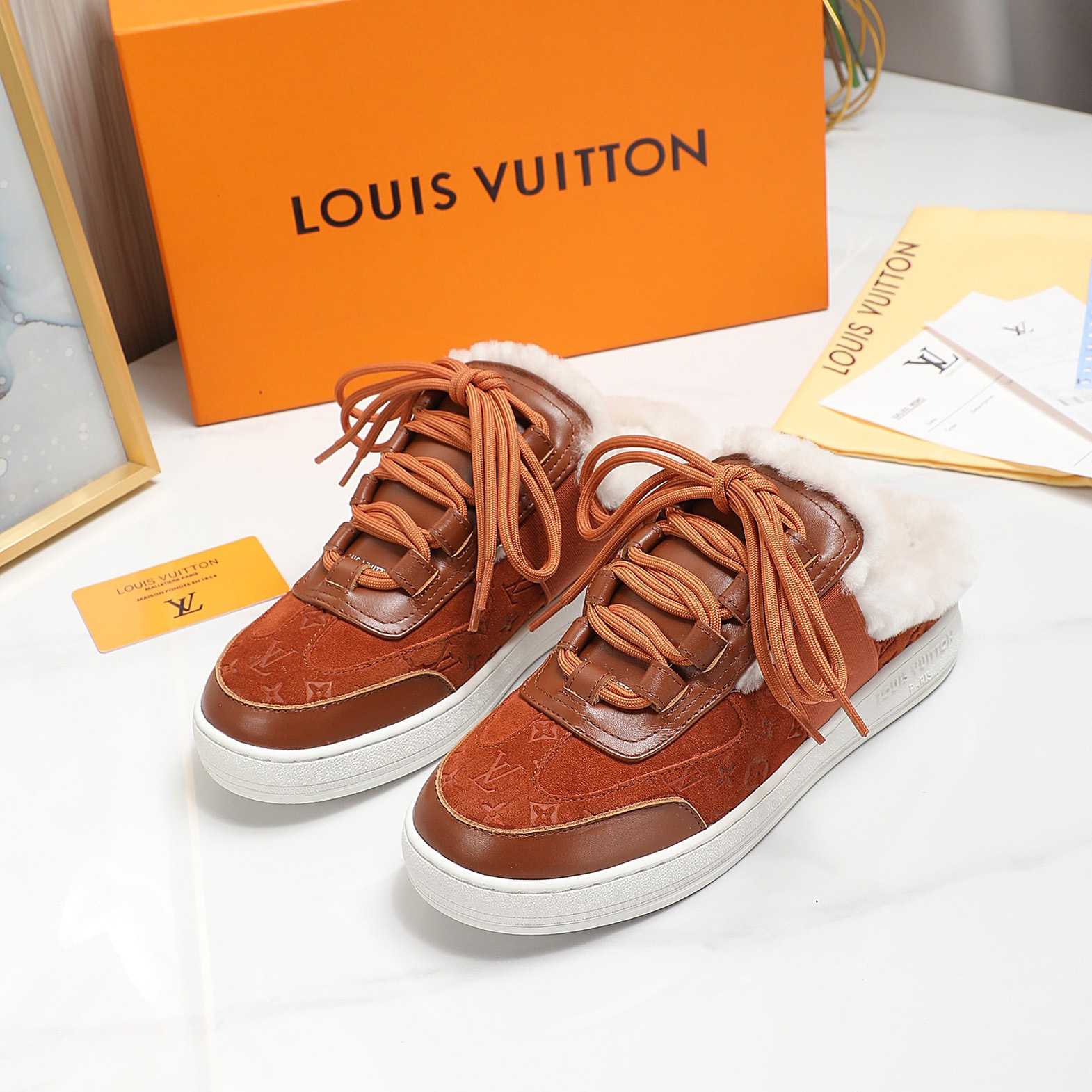 Louis Vuitton Lous Sneaker mit offener Rückseite - EUR FASHION