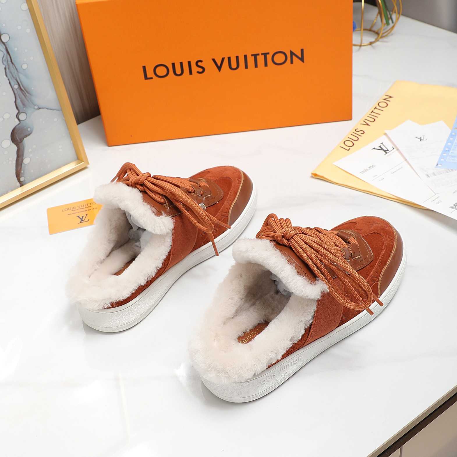 Louis Vuitton Lous Sneaker mit offener Rückseite - EUR FASHION